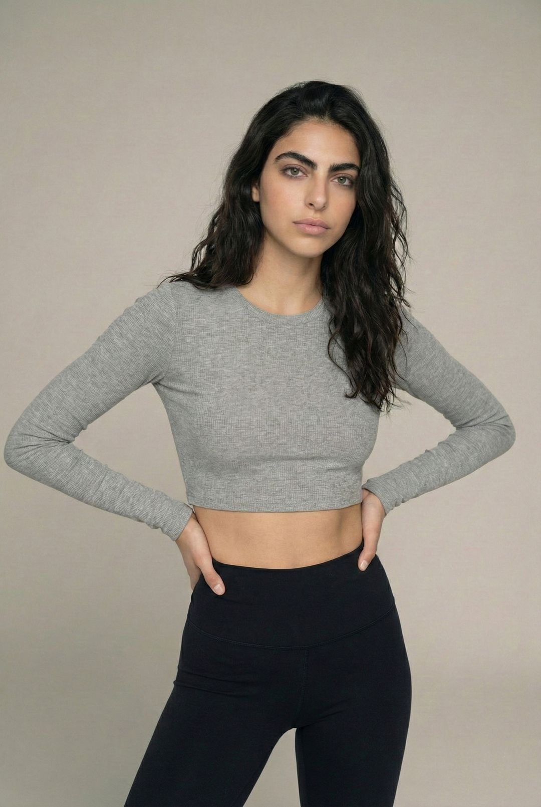 חולצת קרופ שרוול ארוך TCZ - אפור