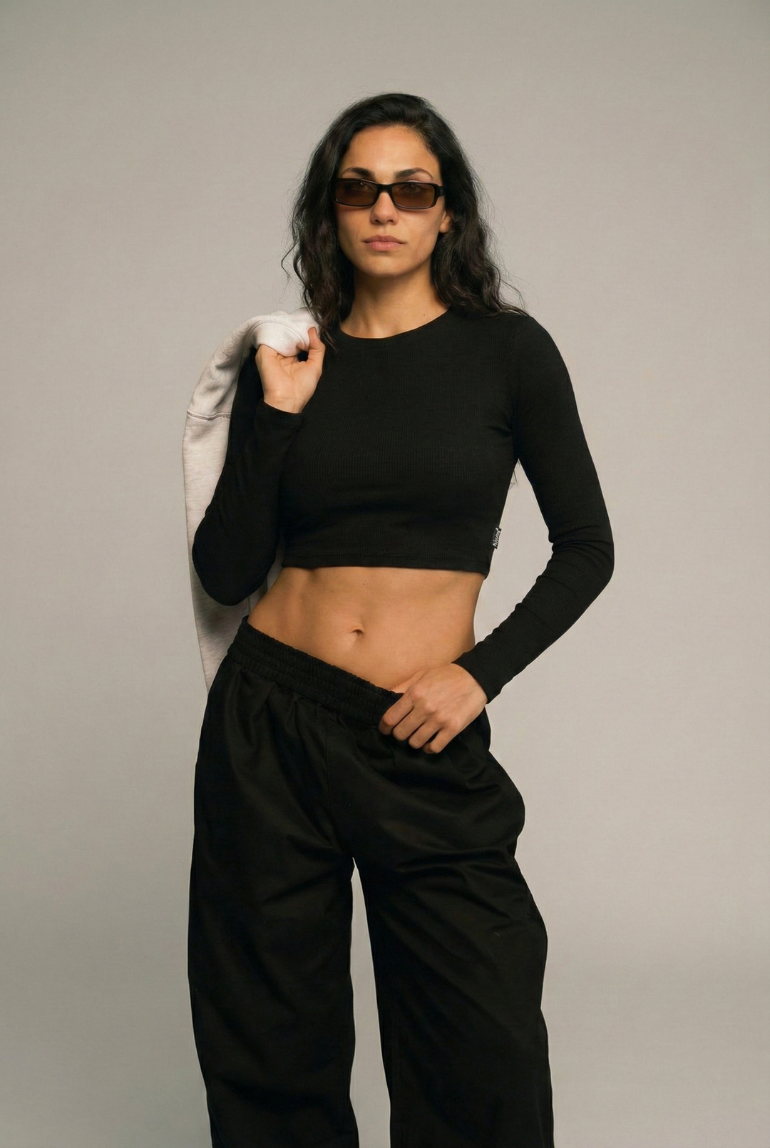 חולצת קרופ שרוול ארוך TCZ - שחור