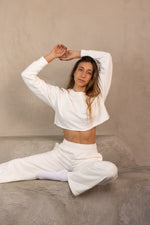 חולצת פוטר לבנה קרופ וידאו